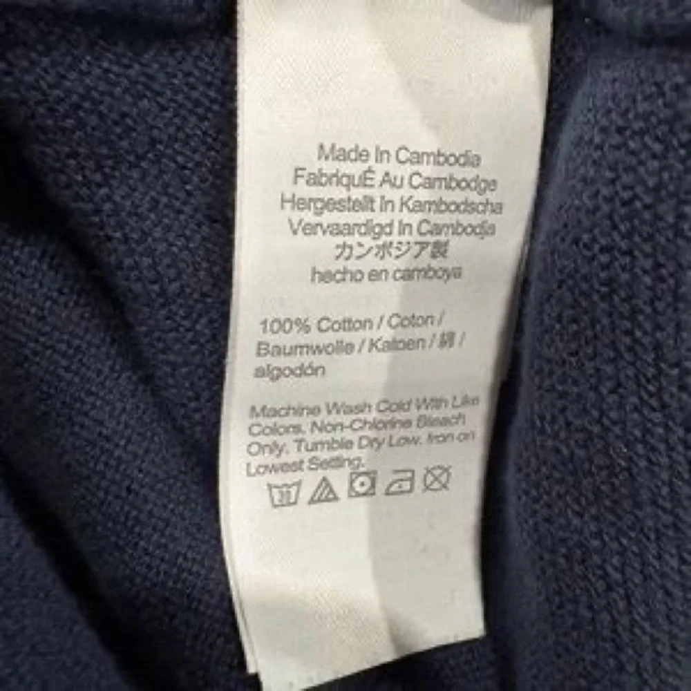Men's Navy Crewneck Sweater - Classic Knit